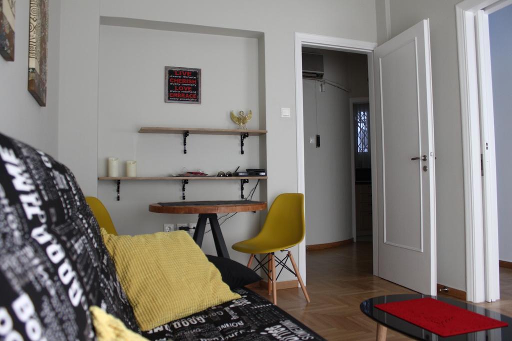Cheery Apartment In The Center Of Афины Экстерьер фото